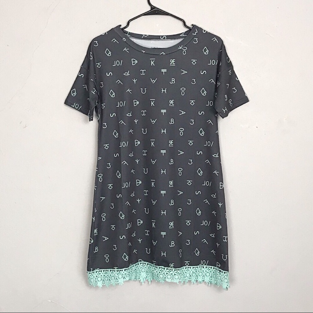 Crazy Train Hieroglyphic & Lace Tunic - Picture 2 of 7